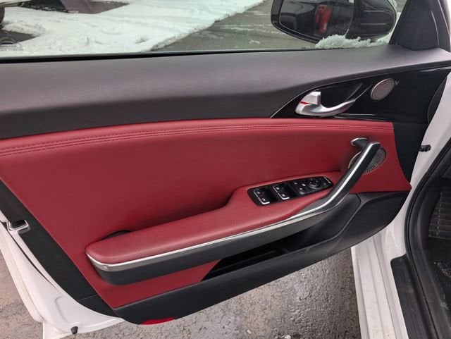 2023 Kia Stinger GT-Line